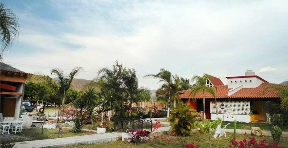 Las Jaras Aguas Termales