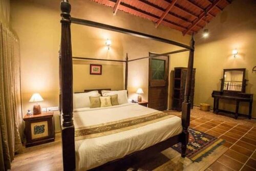 Vannraj Resort And Spa, Забронировать Курортный отель СПА-отели Khawāsa, SPA-услуги