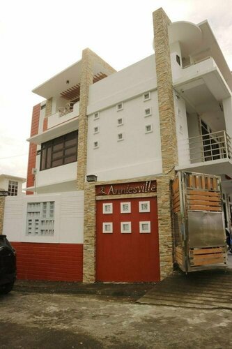 Anniesville Condotel, Đặt Khách sạn Legazpi Luzon