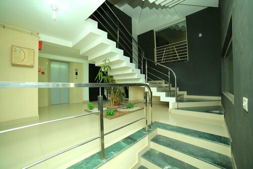 Cliff Ten, Prenota Hotel Thiruvananthapuram Kerala