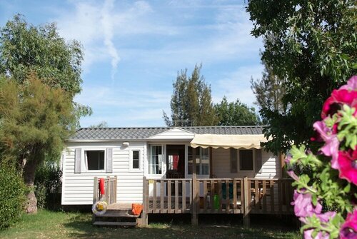 Camping Les Palmiers, Забронировать Кемпинг Йер Var coast