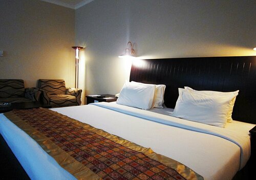 Furaya Hotel, Book Hotel SPA-hoteller i Pekanbaru, SPA