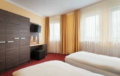 ates Hotel Lampertheim by AURUM, Забронировать Отель Лампертхайм земля Гессен