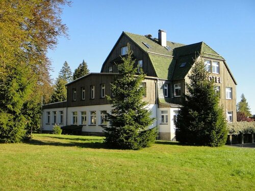 waldhotel AUSZEIT, Reservar Hotel Hotéis em Garz com estacionamento, Estacionamento