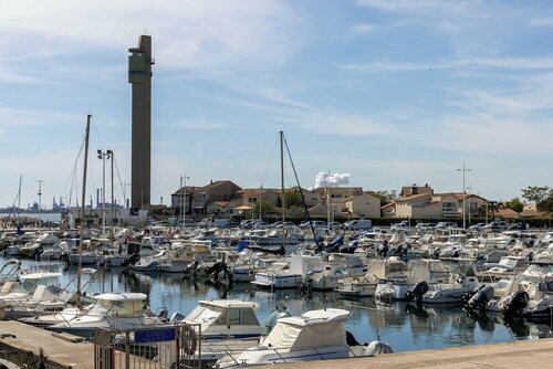 The Originals City, Hotel Azur, Fos sur Mer, 预订 酒店 滨海福斯 Étang de Berre