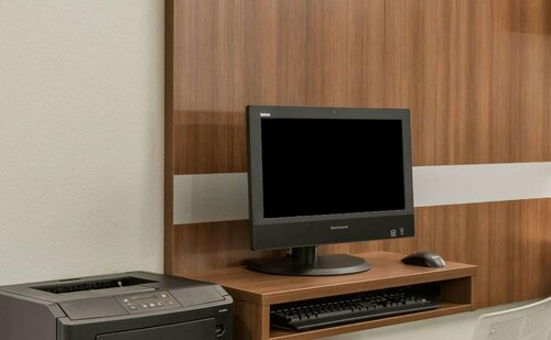 Microtel Inn & Suites By Wyndham Altoona, Rezerwuj Hotel Hotele w Altoona z basenem, Basen