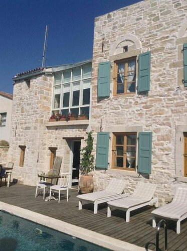 Eski Tas Hotel, Забронировать Отель Чешме Измир, рядом с Cesme Bus Terminal