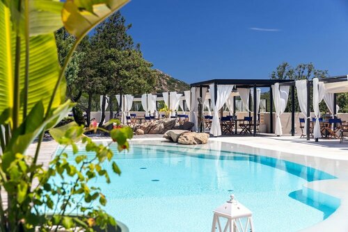 Hotel delle Rose a Luxury Boutique Hotel, Book Hotel Hoteller i Emerald Coast med pool, Swimmingpool