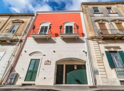 Il Cortile delle Esperidi, Забронировать Гостевой дом Лечче Саленто, рядом с Museo Sigismondo Castromediano