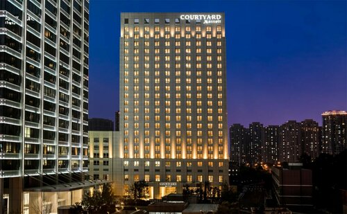 Courtyard by Marriott Tianjin Hongqiao, Забронировать Отель Бизнес-отели Тяньцзинь, 4* 5*