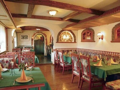 Krösbacher Hof, Забронировать Отель Отели Зефельд-ин-Тироля 3 звезды, 3*