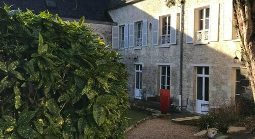 La Villa Camille, Book Villa Hoteller i Senlis med parkering, Parkering