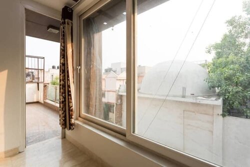 The Penthouse Delhi, Забронировать Отель Отели и гостиницы Шахдара, Отель
