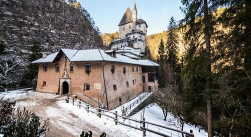 Hotel Paolino, Забронировать Отель Отели Val di Non с бассейном, Бассейн