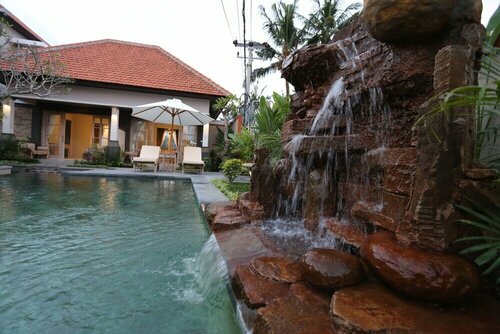 Uma Dhari Villa, Varaa Villa Huvilat kohteessa Bali, Villa