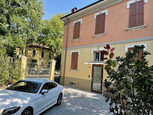 La Bella Modena Centro, Забронировать Гостевой дом Модена Эмилия-Романья, рядом с Синагога