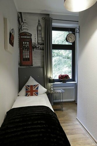 Hotel Am Volksgarten, Забронировать Отель Обербилк Дюссельдорф