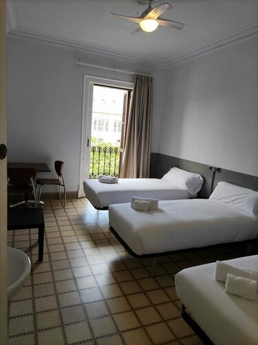 Hotel Monegal, Забронировать Отель Старый город 