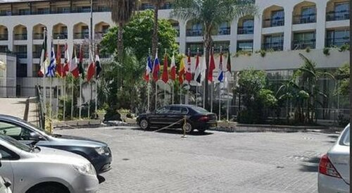 Hotel El-Djazair, Rezerwuj Hotel Hotele w Algier z Basenem, Basen