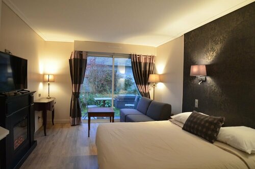 Villa Augeval Hôtel & Spa, Varaa Lomakeskus Honfleur hotellit, joissa on uima-allas, Uima-allas