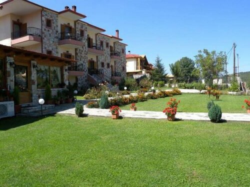 Orama Hotel - Serene Lake Plastira Retreat with Stunning Views, Забронировать Отель Крионерион Plastira lake