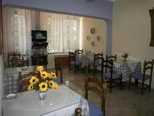 Regina Hotel, Забронировать Отель Отели и гостиницы Скопелос, Отель