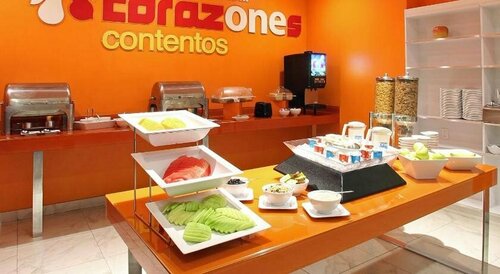 One Querétaro Plaza Galerías, Book Hotel Hoteller i El Bajio med pool, Swimmingpool