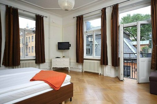 Queen's Hotel, Rezervați Hotel Hoteluri în Stockholm cu parcare, Parcare