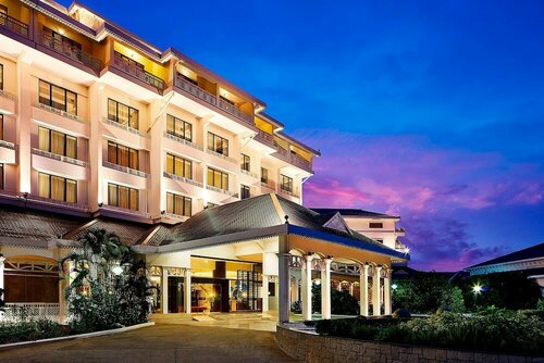 Le Meridien Kochi, Book Hotel Kochi New Delhi