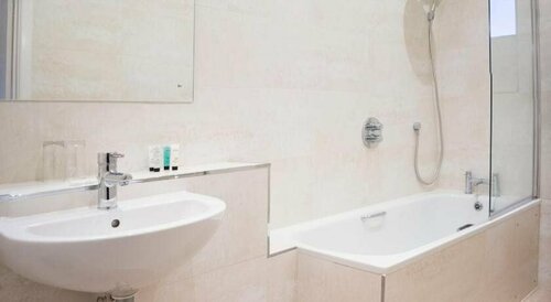 Beachlands Hotel, Varaa Hotelli Hotellit Merseyside aamiaisella, Aamiainen
