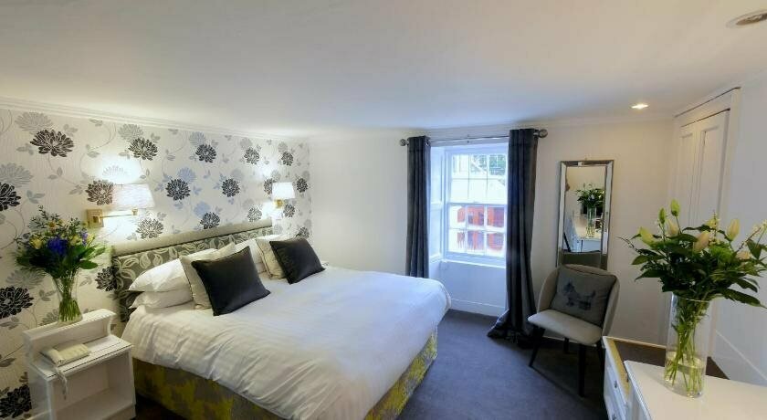 The Selkirk Arms Hotel & Restaurant