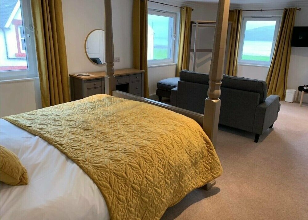 Lamlash Bay Hotel