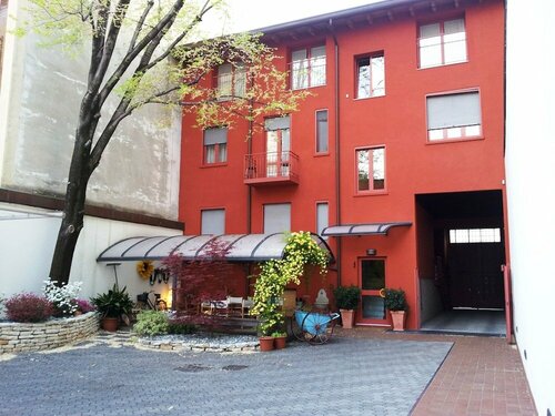 Il Girasole High Quality Inn, Забронировать Гостевой дом Виале Монца Сесто-Сан-Джованни
