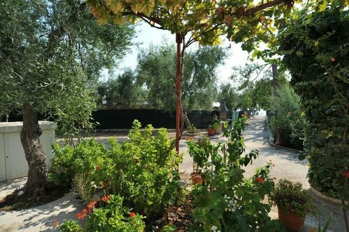 Residence Lido Dei Pini, Varaa Hotelli Mattinata Foresta Umbra