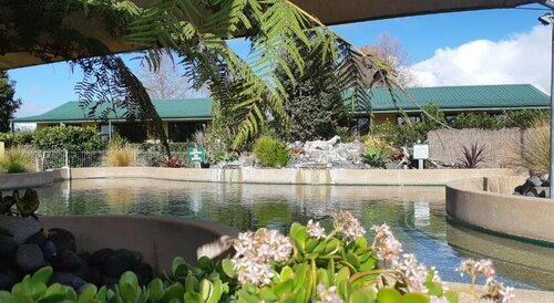 Tasman Holiday Parks - Miranda, Reservar Hotel Waitakaruru New Zealand