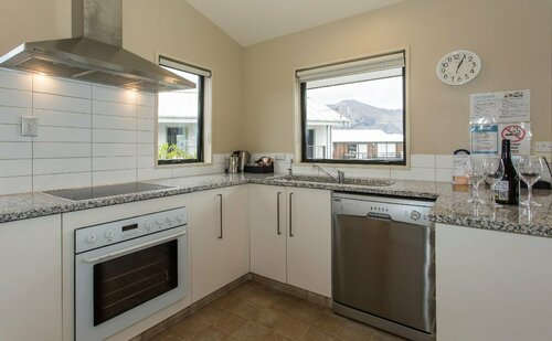 Clearbrook Serviced Motels & Apartments