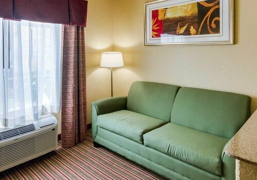 Quality Suites North, Buchen Sie Hotel Harris Texas