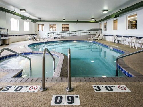 Sleep Inn & Suites Green Bay South, Забронировать Отель Грин-Бей Висконсин