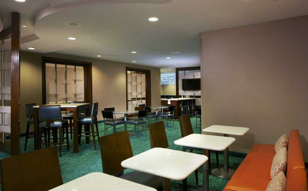 SpringHill Suites Newark Liberty International Airport