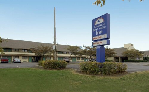 American Value Inn, Book Mini-hotel Hoteller i Columbus med parkering, Parkering