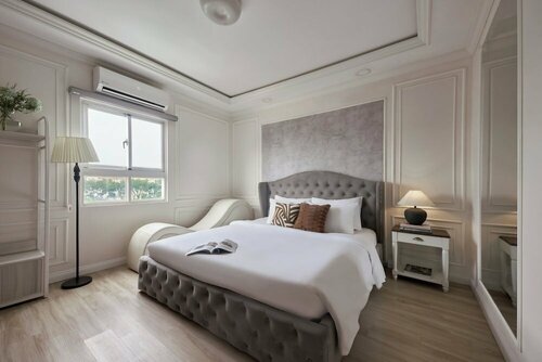 Quy Hung Hotel And Spa Central, Забронировать Отель Отели Района 1 с парковкой, рядом с Пешеходная улица Буйвьен, Парковка