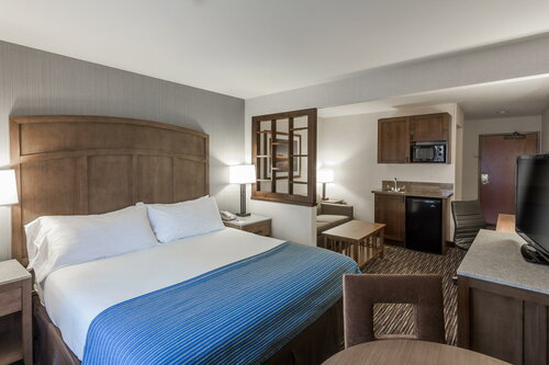 Holiday Inn Express & Suites Carpinteria, Book Hotel Carpinteria 