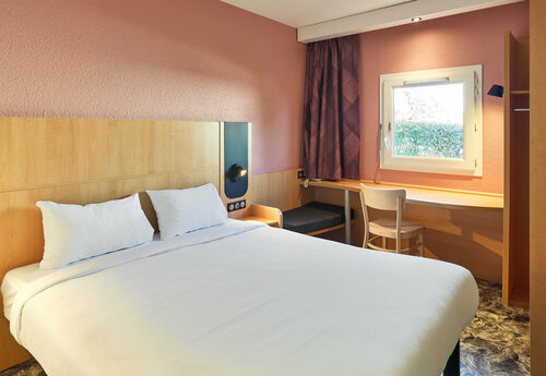 B&b Hotel Orly Rungis Airport 3 Stars, Rezerwuj Hotel Chevilly-Larue Ile de France