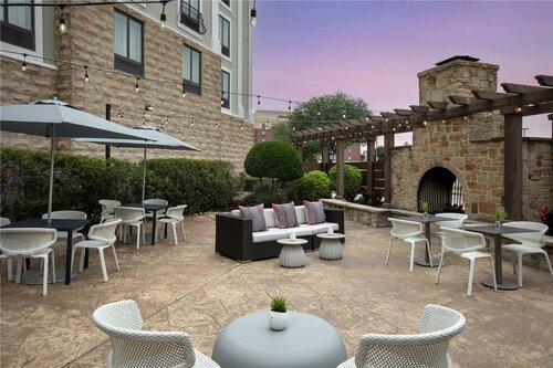 Hilton Garden Inn Dallas Lewisville, Забронировать Отель Льюисвилл Dallas - Fort Worth Metropolitan Area