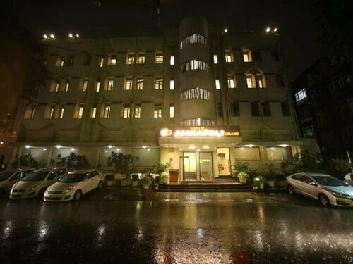 Hotel Amrapali Grand, Забронировать Отель Отели Нью-Дели с парковкой, Парковка