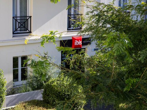 ibis Valenciennes, Забронировать Отель Отели Валансьена 3 звезды, рядом с Fine Arts museum, 3*