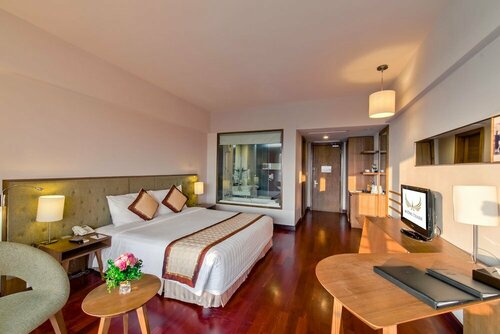 Muong Thanh Holiday Hue Hotel, Забронировать Отель Отели Хюэ по системе «всё включено», рядом с An Dinh Palace, Всё включено