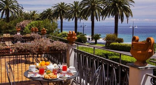 Hotel Miramare, Забронировать Отель Ноли Ривьера-делле-Пальме