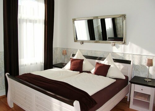 Hotel Garni Landhaus Uttum, Забронировать Отель Отели Уттум 3 звезды, 3*