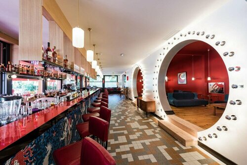 La Guitoune, Забронировать Отель Бизнес-отели Гюжан-Местрас, 4* 5*